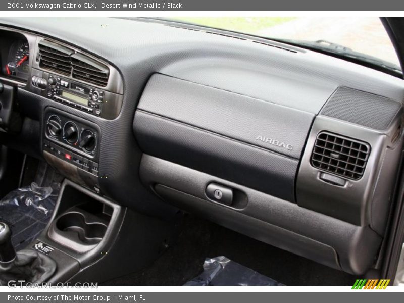 Desert Wind Metallic / Black 2001 Volkswagen Cabrio GLX