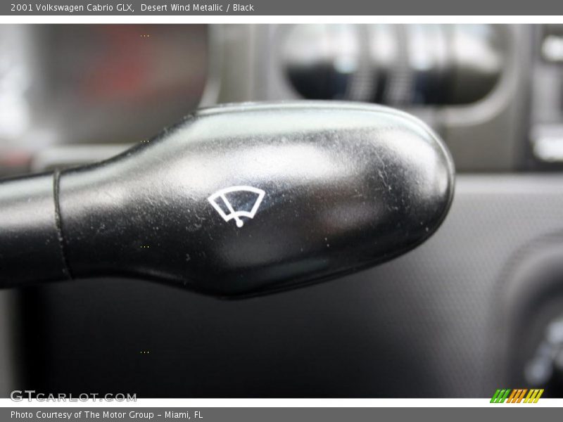 Desert Wind Metallic / Black 2001 Volkswagen Cabrio GLX