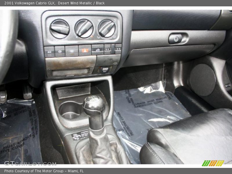 Desert Wind Metallic / Black 2001 Volkswagen Cabrio GLX