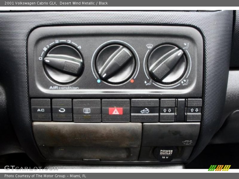 Controls of 2001 Cabrio GLX