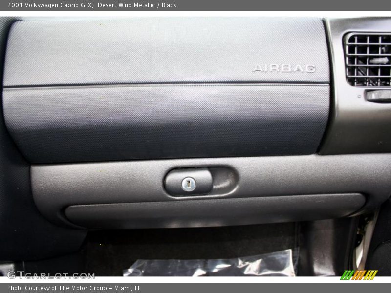 Desert Wind Metallic / Black 2001 Volkswagen Cabrio GLX