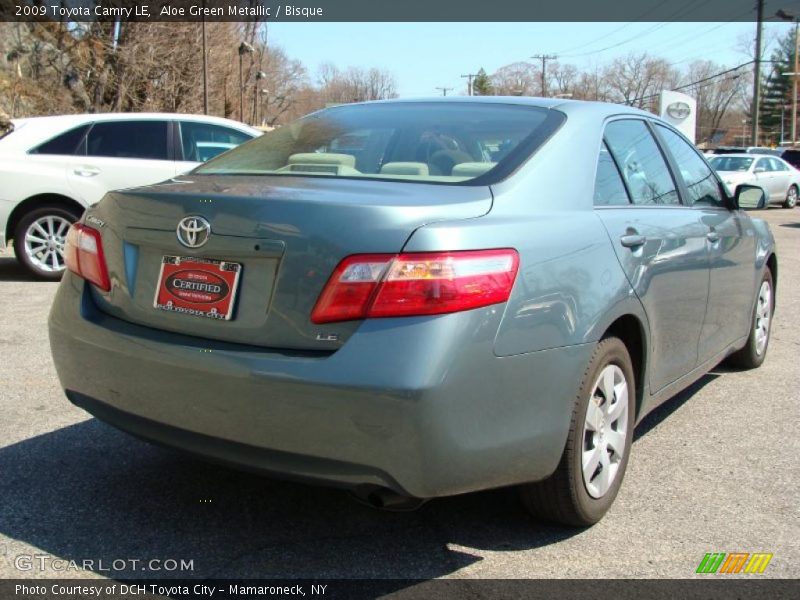 Aloe Green Metallic / Bisque 2009 Toyota Camry LE