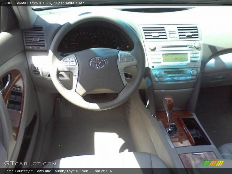 Super White / Ash 2008 Toyota Camry XLE V6