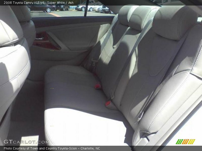 Super White / Ash 2008 Toyota Camry XLE V6
