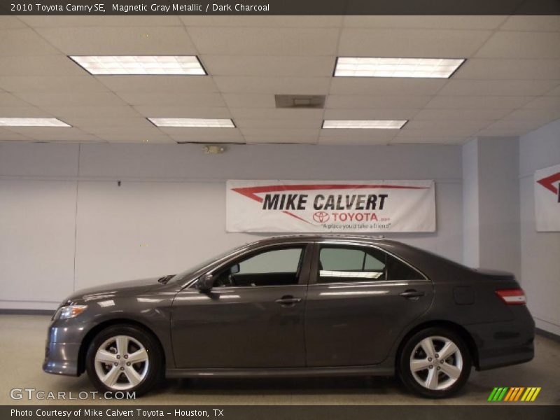 Magnetic Gray Metallic / Dark Charcoal 2010 Toyota Camry SE