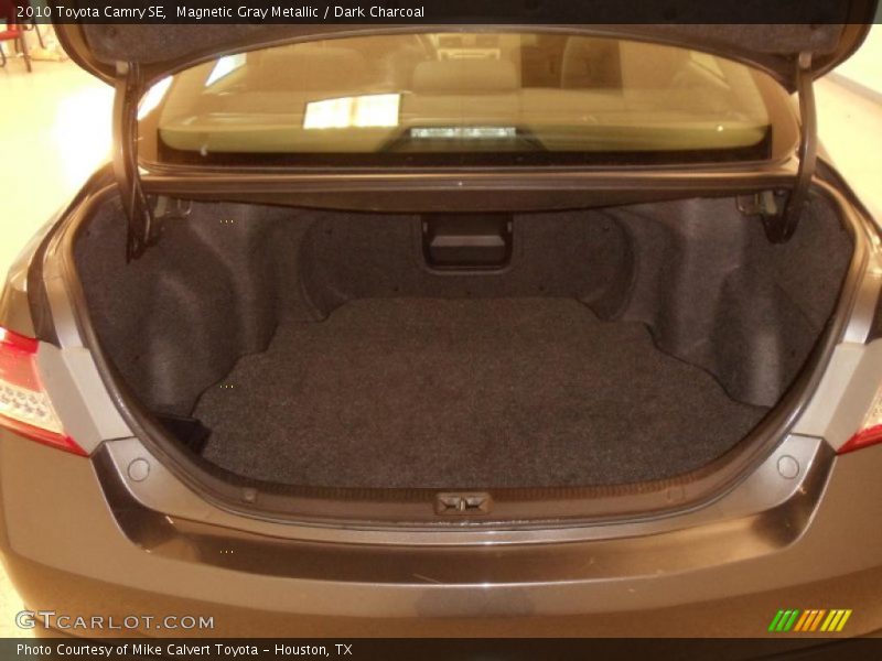 Magnetic Gray Metallic / Dark Charcoal 2010 Toyota Camry SE