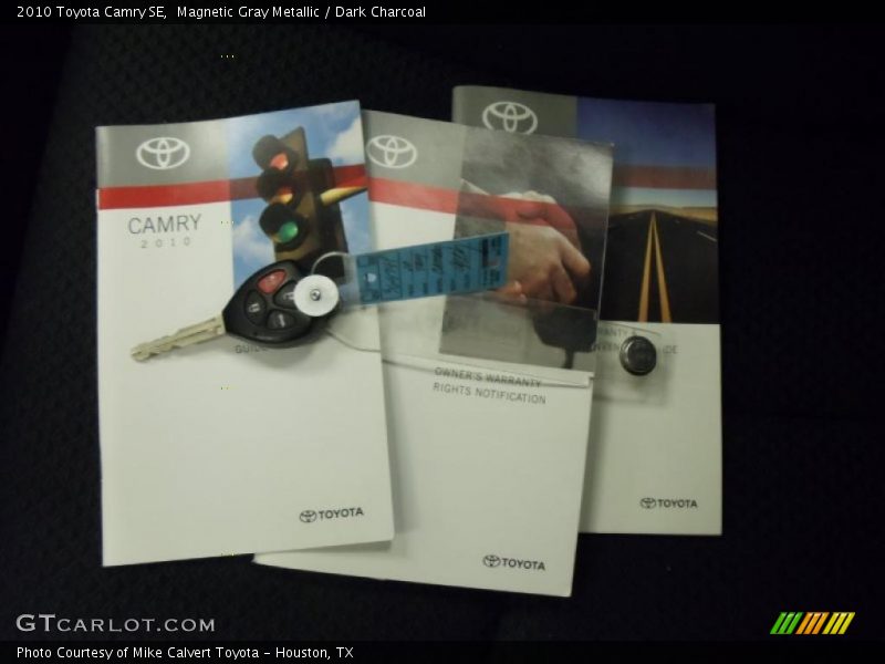 Magnetic Gray Metallic / Dark Charcoal 2010 Toyota Camry SE