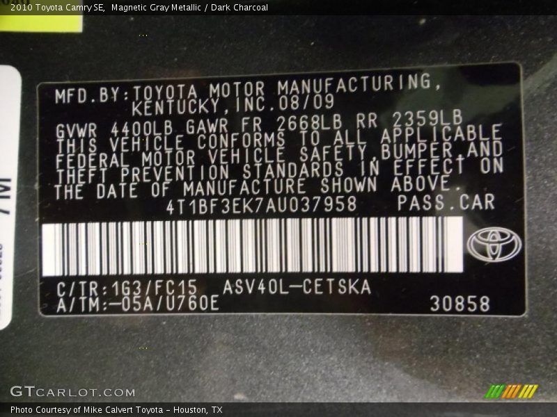 Magnetic Gray Metallic / Dark Charcoal 2010 Toyota Camry SE