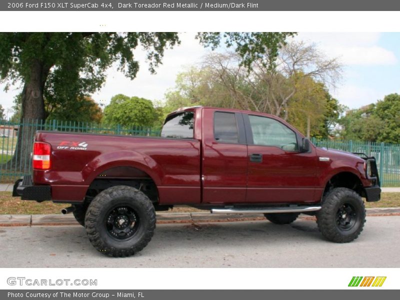 Dark Toreador Red Metallic / Medium/Dark Flint 2006 Ford F150 XLT SuperCab 4x4