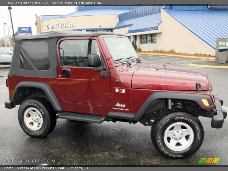 Sienna Pearl / Dark Slate Gray 2004 Jeep Wrangler X 4x4