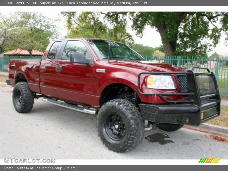 Dark Toreador Red Metallic / Medium/Dark Flint 2006 Ford F150 XLT SuperCab 4x4