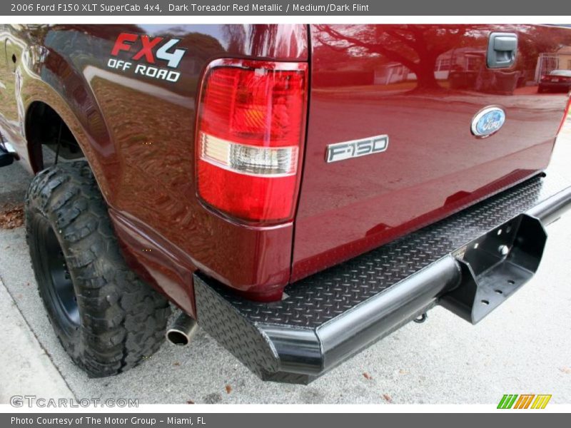 Dark Toreador Red Metallic / Medium/Dark Flint 2006 Ford F150 XLT SuperCab 4x4
