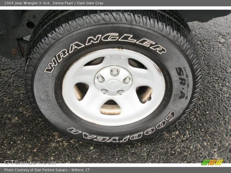 Sienna Pearl / Dark Slate Gray 2004 Jeep Wrangler X 4x4