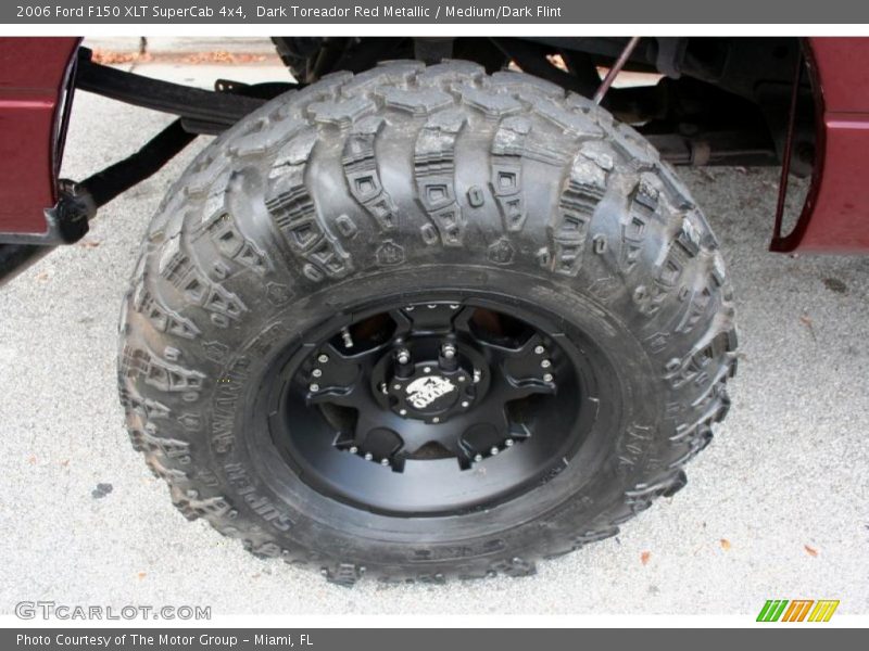 Dark Toreador Red Metallic / Medium/Dark Flint 2006 Ford F150 XLT SuperCab 4x4
