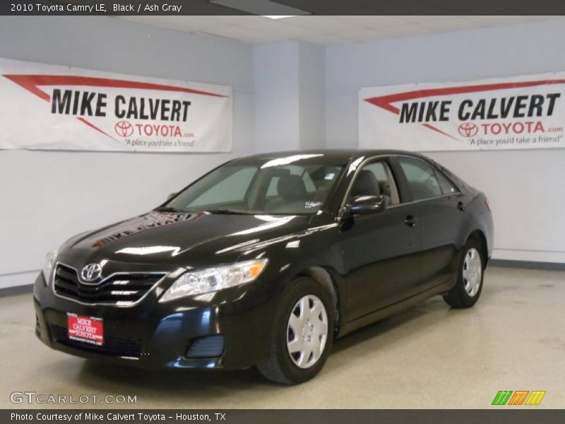 Black / Ash Gray 2010 Toyota Camry LE