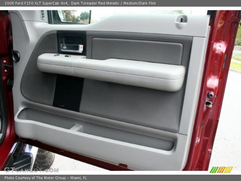 Dark Toreador Red Metallic / Medium/Dark Flint 2006 Ford F150 XLT SuperCab 4x4