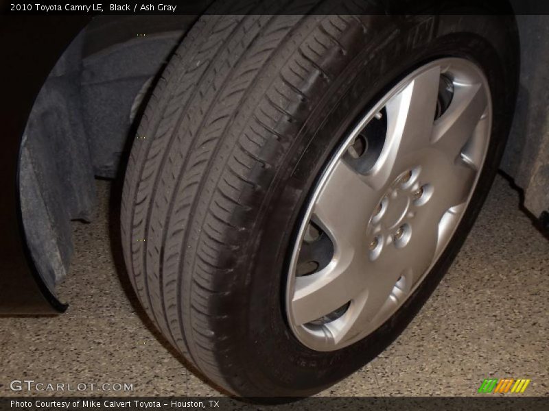 Black / Ash Gray 2010 Toyota Camry LE