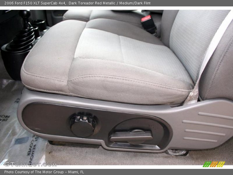 Dark Toreador Red Metallic / Medium/Dark Flint 2006 Ford F150 XLT SuperCab 4x4