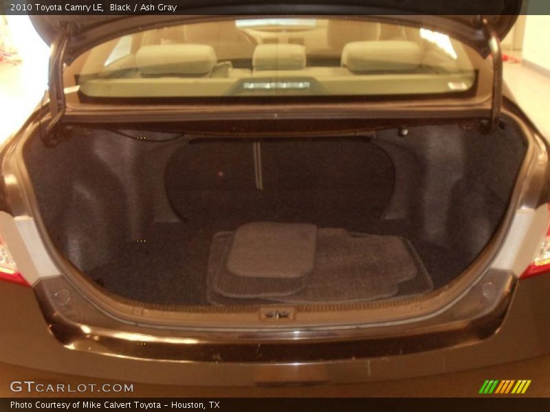 Black / Ash Gray 2010 Toyota Camry LE