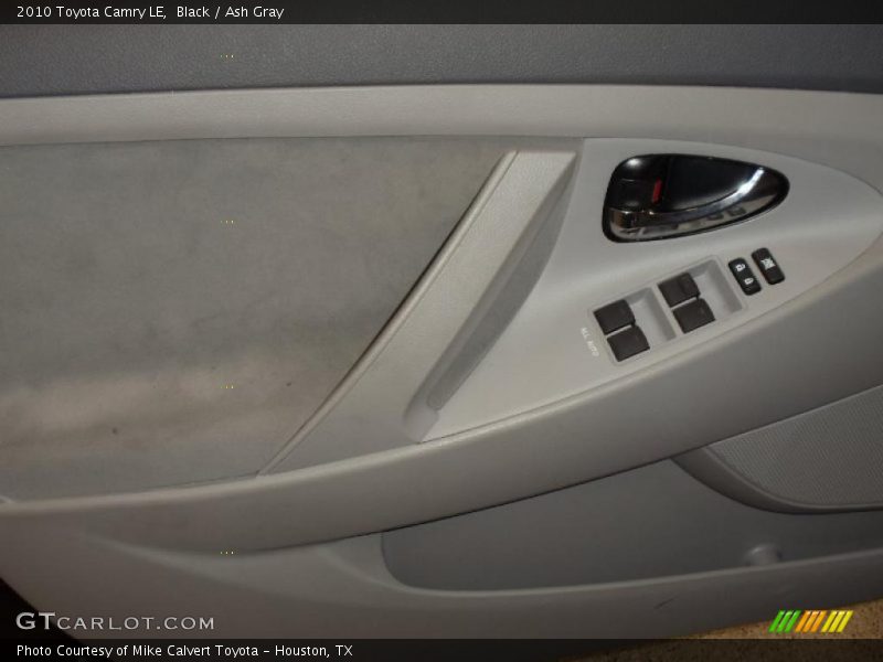 Black / Ash Gray 2010 Toyota Camry LE