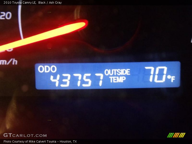 Black / Ash Gray 2010 Toyota Camry LE