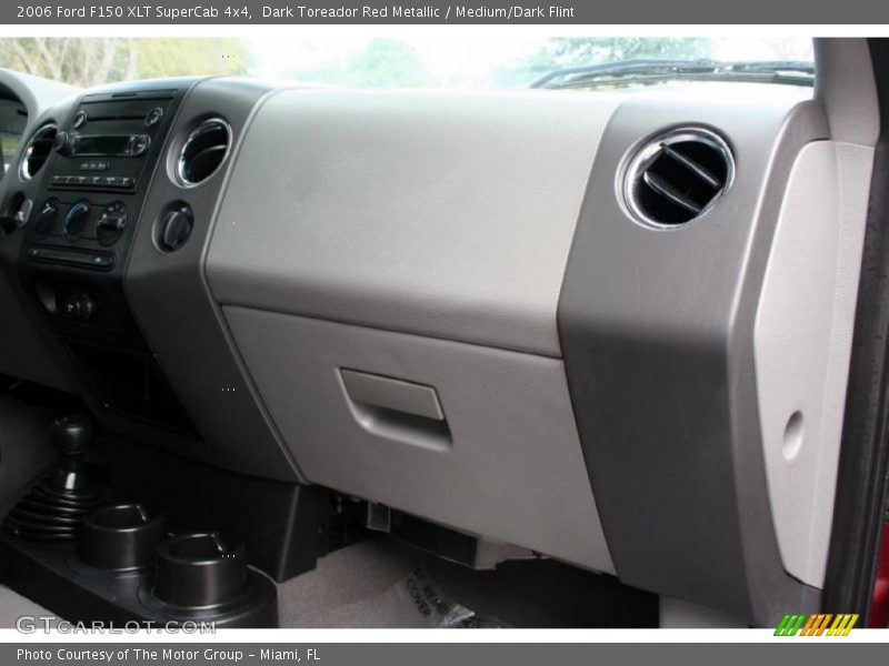 Dark Toreador Red Metallic / Medium/Dark Flint 2006 Ford F150 XLT SuperCab 4x4