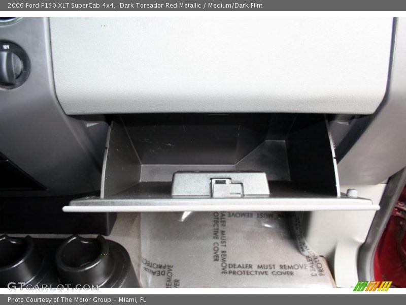 Dark Toreador Red Metallic / Medium/Dark Flint 2006 Ford F150 XLT SuperCab 4x4