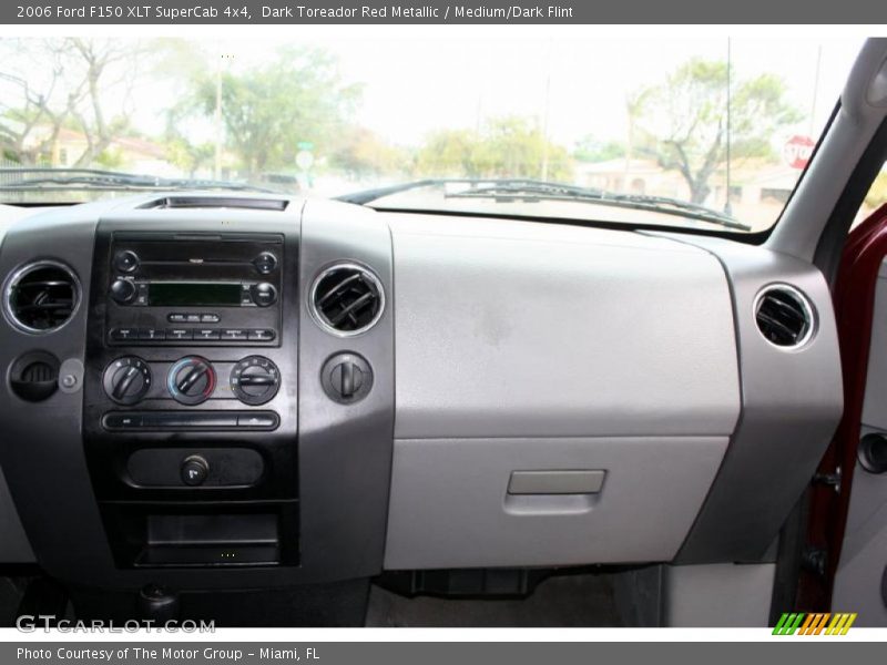 Dark Toreador Red Metallic / Medium/Dark Flint 2006 Ford F150 XLT SuperCab 4x4