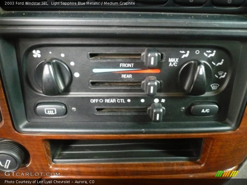 Light Sapphire Blue Metallic / Medium Graphite 2003 Ford Windstar SEL