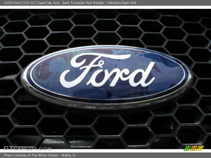 Dark Toreador Red Metallic / Medium/Dark Flint 2006 Ford F150 XLT SuperCab 4x4