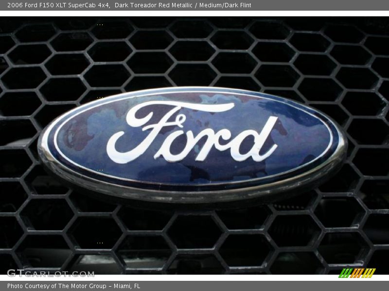 Dark Toreador Red Metallic / Medium/Dark Flint 2006 Ford F150 XLT SuperCab 4x4
