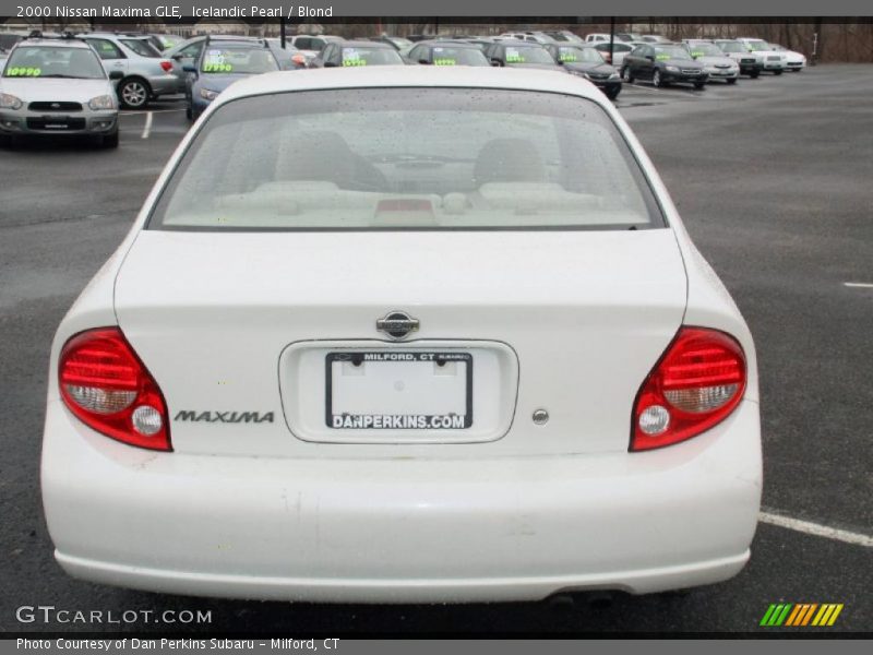 Icelandic Pearl / Blond 2000 Nissan Maxima GLE