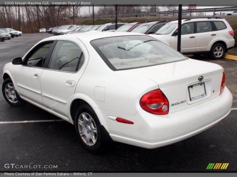 Icelandic Pearl / Blond 2000 Nissan Maxima GLE