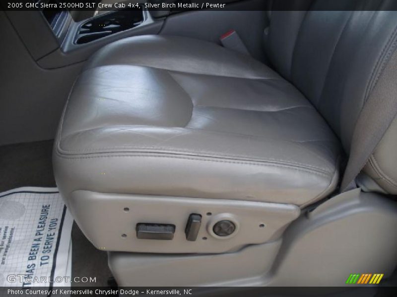 Silver Birch Metallic / Pewter 2005 GMC Sierra 2500HD SLT Crew Cab 4x4