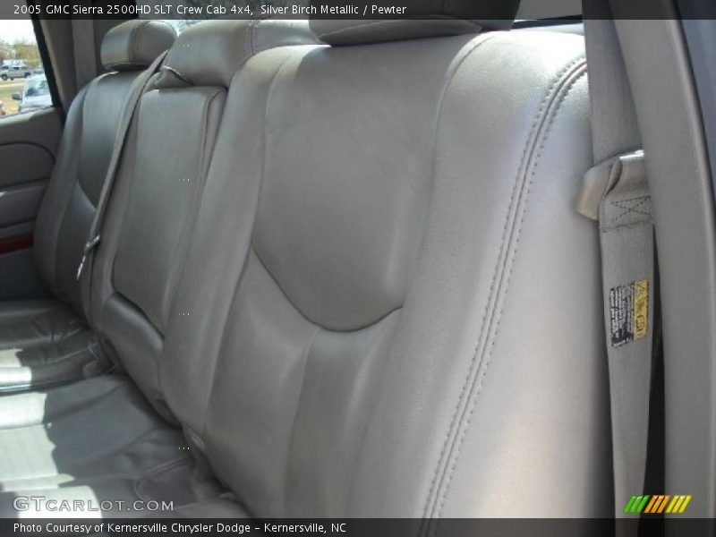 Silver Birch Metallic / Pewter 2005 GMC Sierra 2500HD SLT Crew Cab 4x4