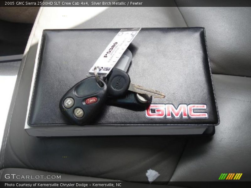 Silver Birch Metallic / Pewter 2005 GMC Sierra 2500HD SLT Crew Cab 4x4