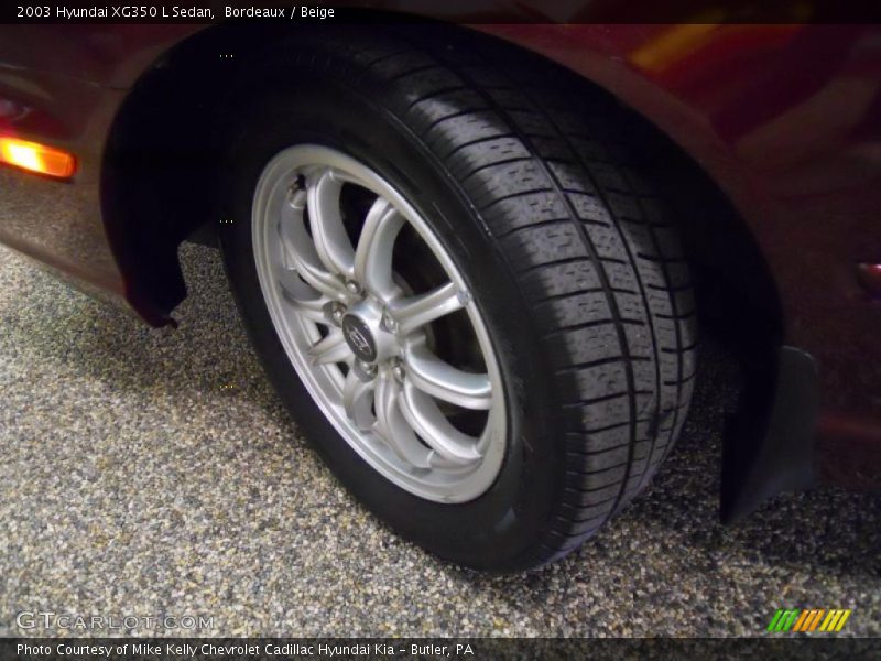 Bordeaux / Beige 2003 Hyundai XG350 L Sedan