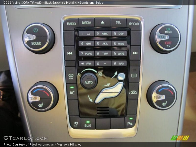 Controls of 2011 XC60 T6 AWD
