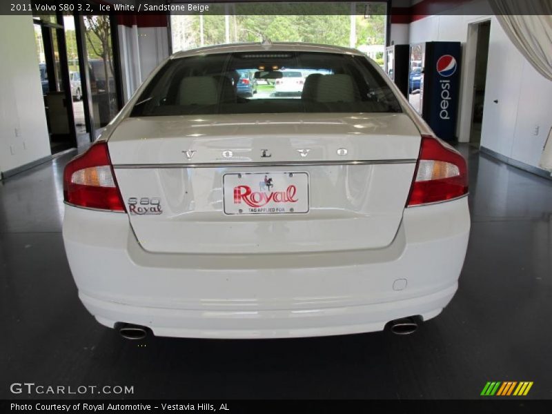 Ice White / Sandstone Beige 2011 Volvo S80 3.2