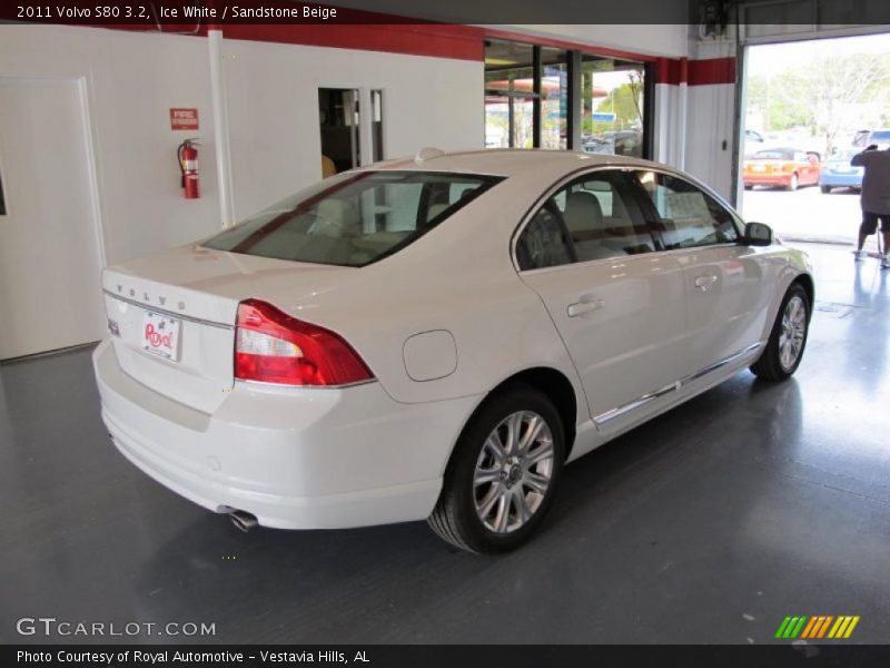 Ice White / Sandstone Beige 2011 Volvo S80 3.2