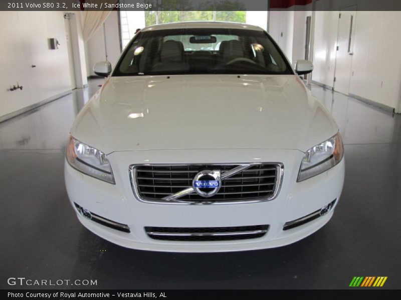 Ice White / Sandstone Beige 2011 Volvo S80 3.2