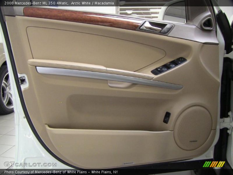 Arctic White / Macadamia 2008 Mercedes-Benz ML 350 4Matic