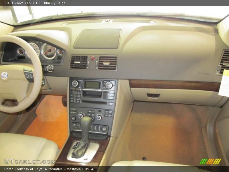 Black / Beige 2011 Volvo XC90 3.2