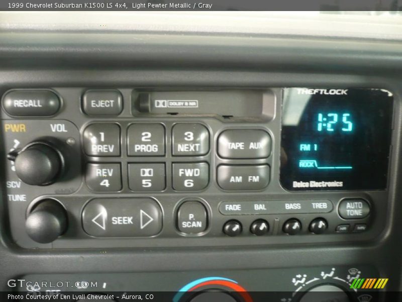 Controls of 1999 Suburban K1500 LS 4x4