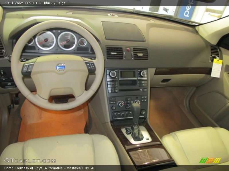 Black / Beige 2011 Volvo XC90 3.2