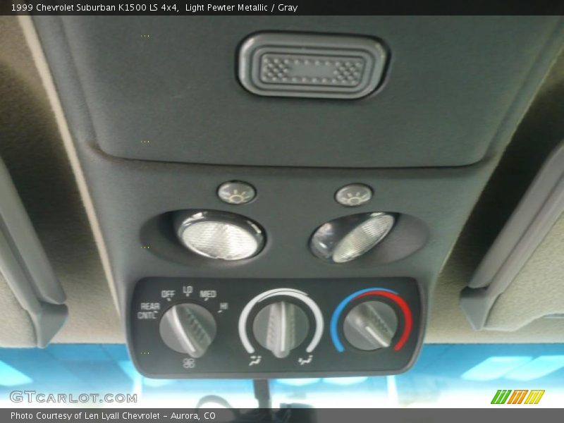Controls of 1999 Suburban K1500 LS 4x4
