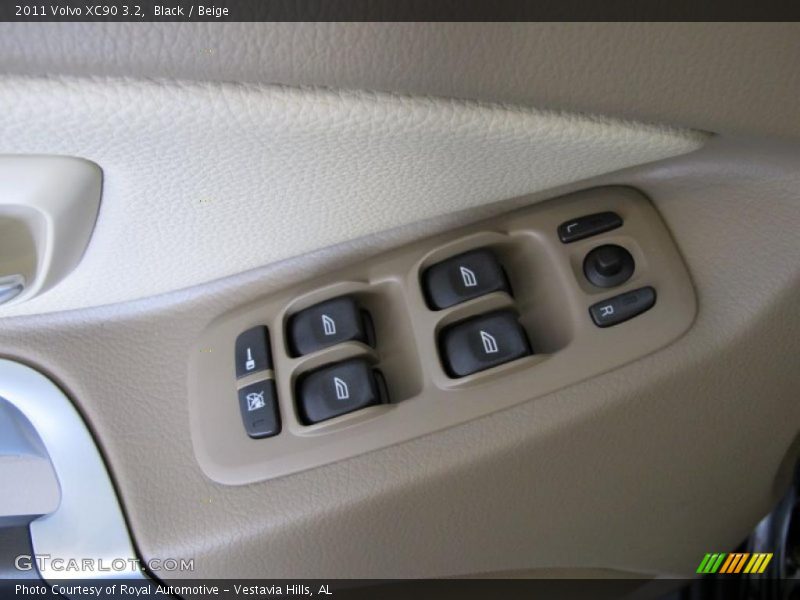 Black / Beige 2011 Volvo XC90 3.2
