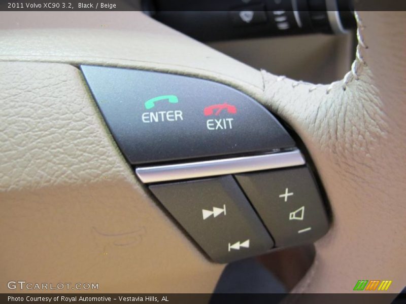Black / Beige 2011 Volvo XC90 3.2