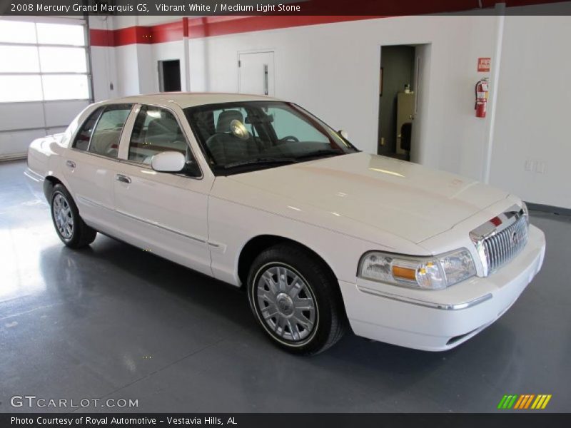 Vibrant White / Medium Light Stone 2008 Mercury Grand Marquis GS