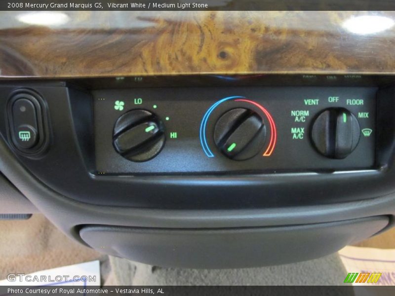 Vibrant White / Medium Light Stone 2008 Mercury Grand Marquis GS